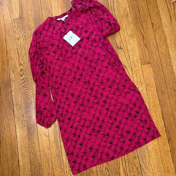 Diane Von Furstenberg tanyana clean Dress alligator pink dahlia 100%silk NO BELT